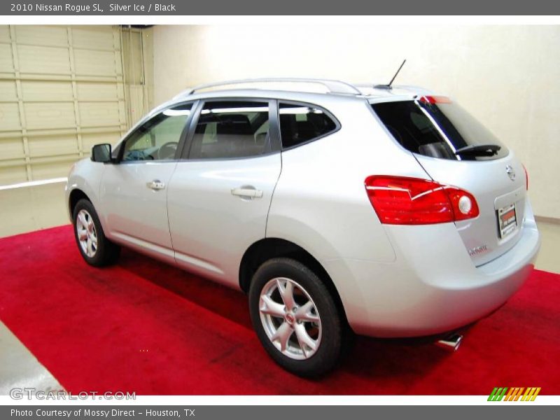 Silver Ice / Black 2010 Nissan Rogue SL