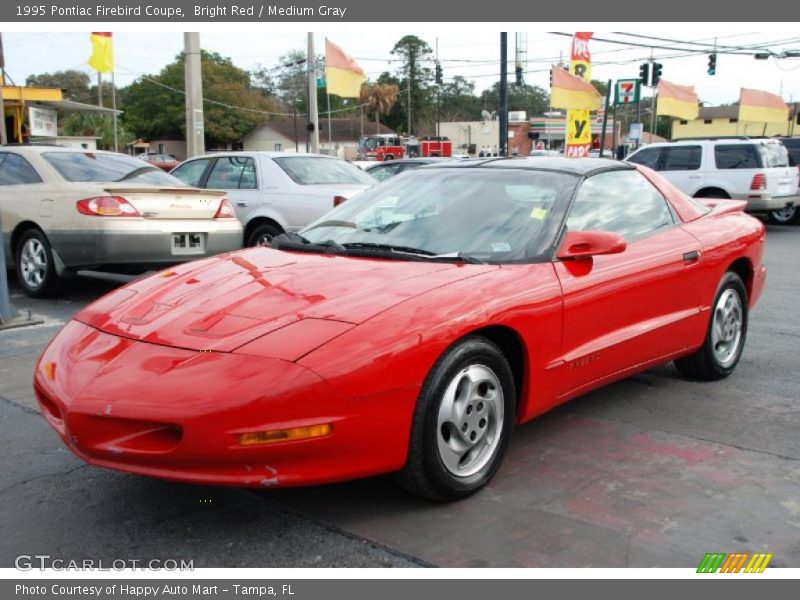 Front 3/4 View of 1995 Firebird Coupe