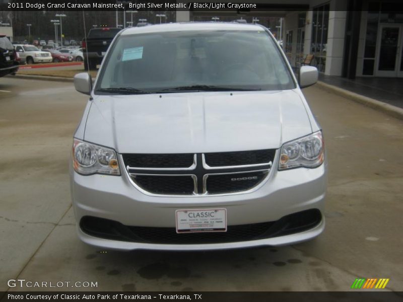 Bright Silver Metallic / Black/Light Graystone 2011 Dodge Grand Caravan Mainstreet