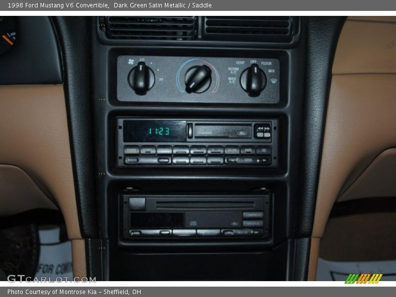 Controls of 1998 Mustang V6 Convertible