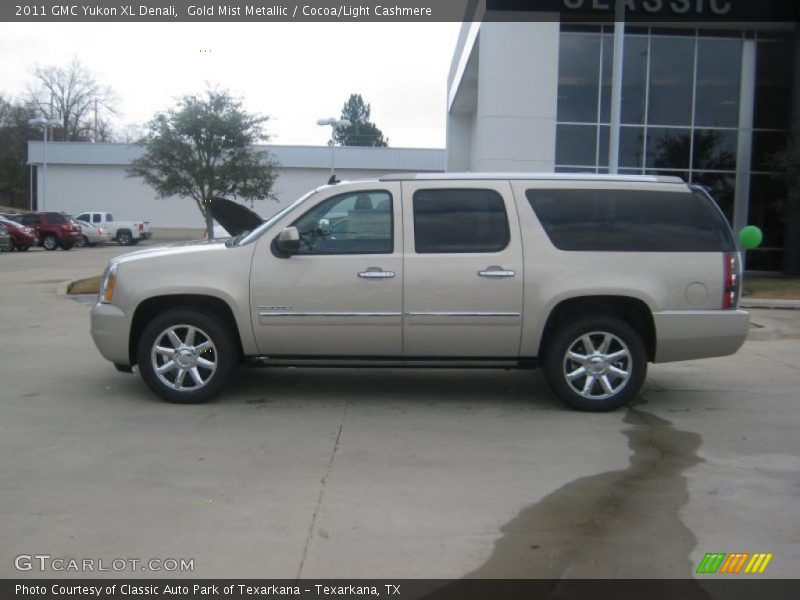 Gold Mist Metallic / Cocoa/Light Cashmere 2011 GMC Yukon XL Denali