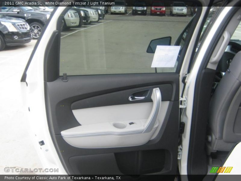 White Diamond Tintcoat / Light Titanium 2011 GMC Acadia SL