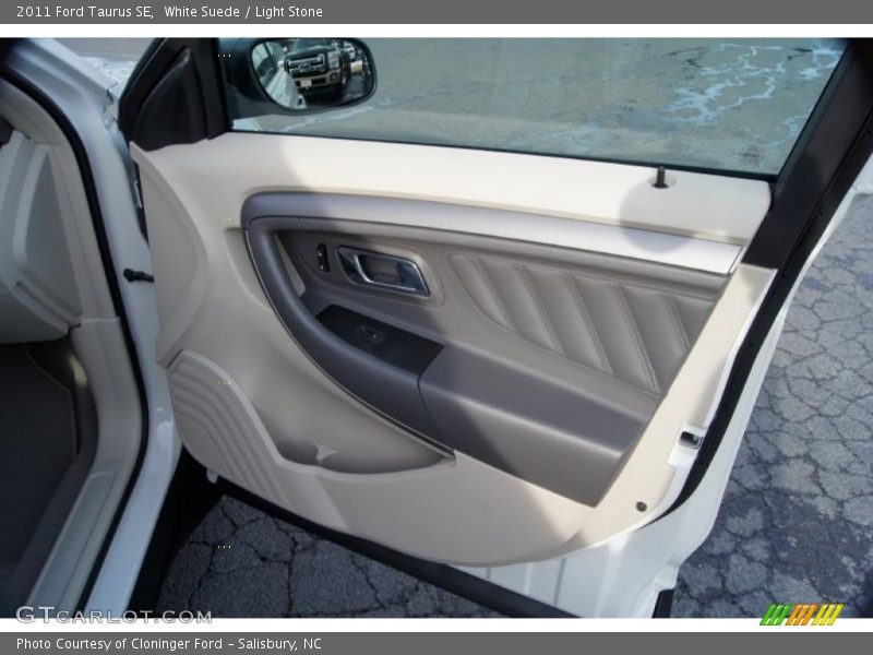 White Suede / Light Stone 2011 Ford Taurus SE