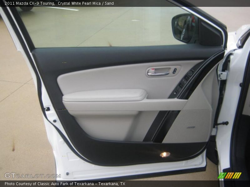 Door Panel of 2011 CX-9 Touring