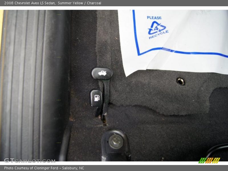 Summer Yellow / Charcoal 2008 Chevrolet Aveo LS Sedan