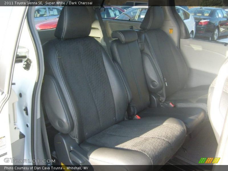 Super White / Dark Charcoal 2011 Toyota Sienna SE