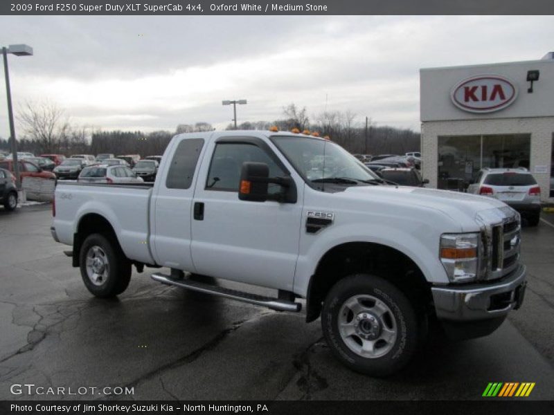 Oxford White / Medium Stone 2009 Ford F250 Super Duty XLT SuperCab 4x4