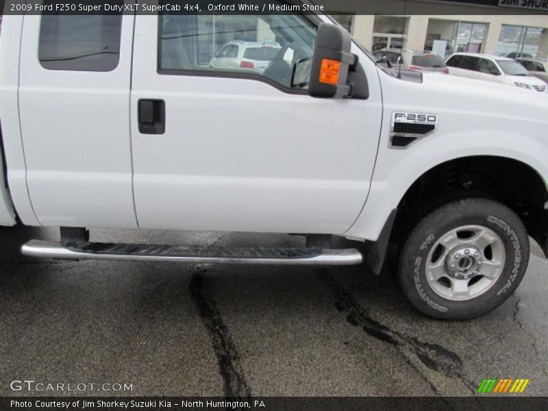 Oxford White / Medium Stone 2009 Ford F250 Super Duty XLT SuperCab 4x4
