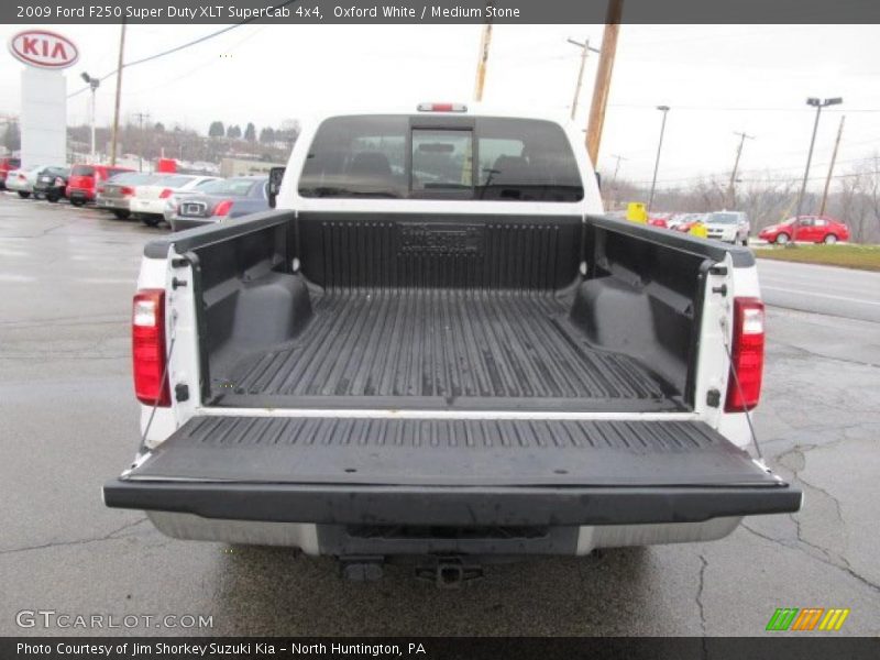 Oxford White / Medium Stone 2009 Ford F250 Super Duty XLT SuperCab 4x4