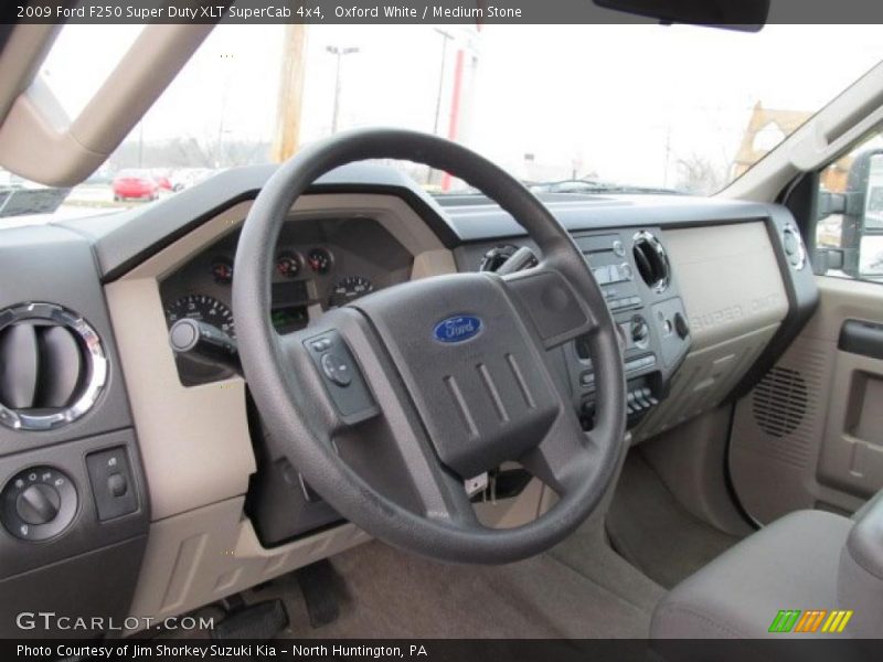 Oxford White / Medium Stone 2009 Ford F250 Super Duty XLT SuperCab 4x4