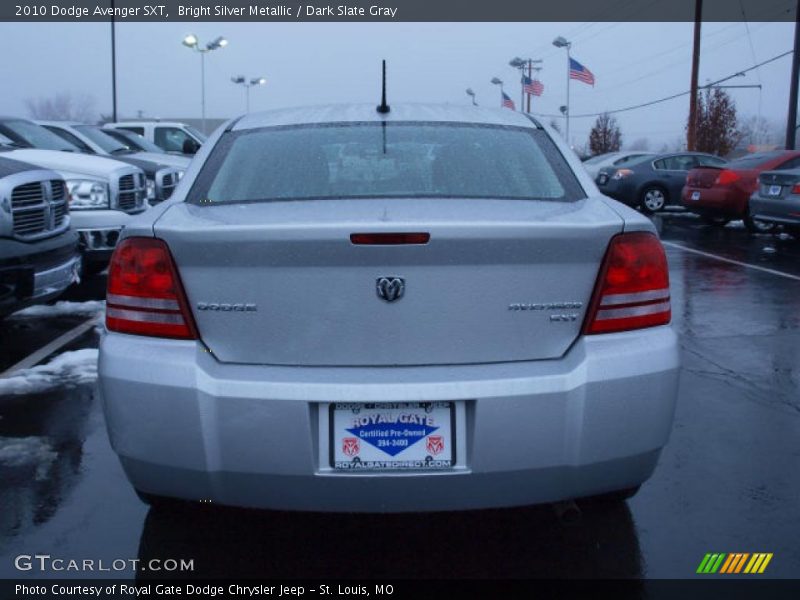 Bright Silver Metallic / Dark Slate Gray 2010 Dodge Avenger SXT