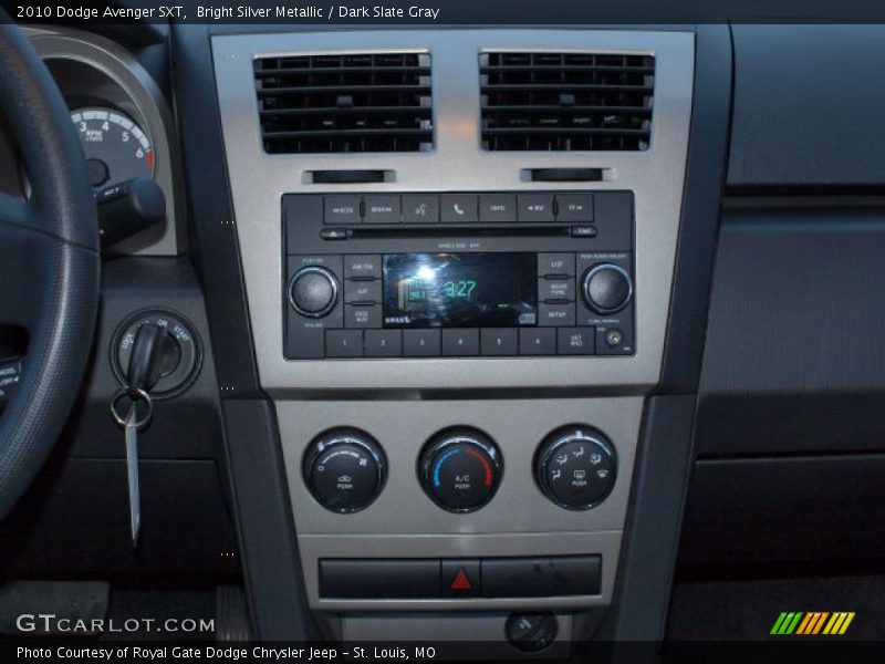 Bright Silver Metallic / Dark Slate Gray 2010 Dodge Avenger SXT