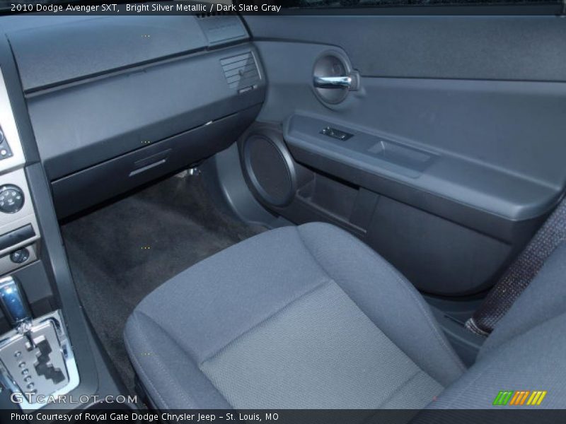 Bright Silver Metallic / Dark Slate Gray 2010 Dodge Avenger SXT