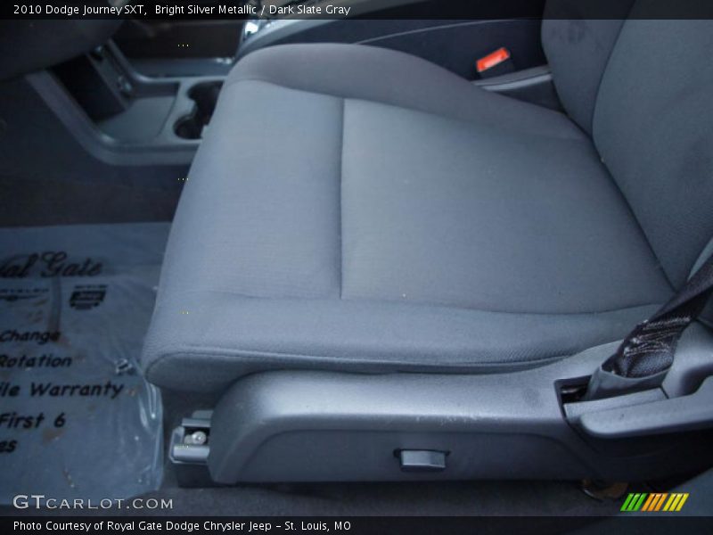 Bright Silver Metallic / Dark Slate Gray 2010 Dodge Journey SXT