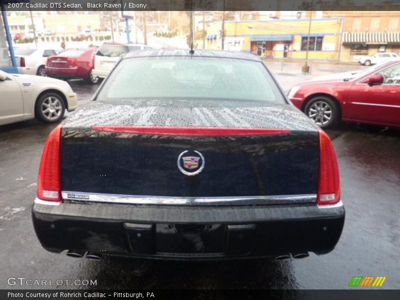 Black Raven / Ebony 2007 Cadillac DTS Sedan