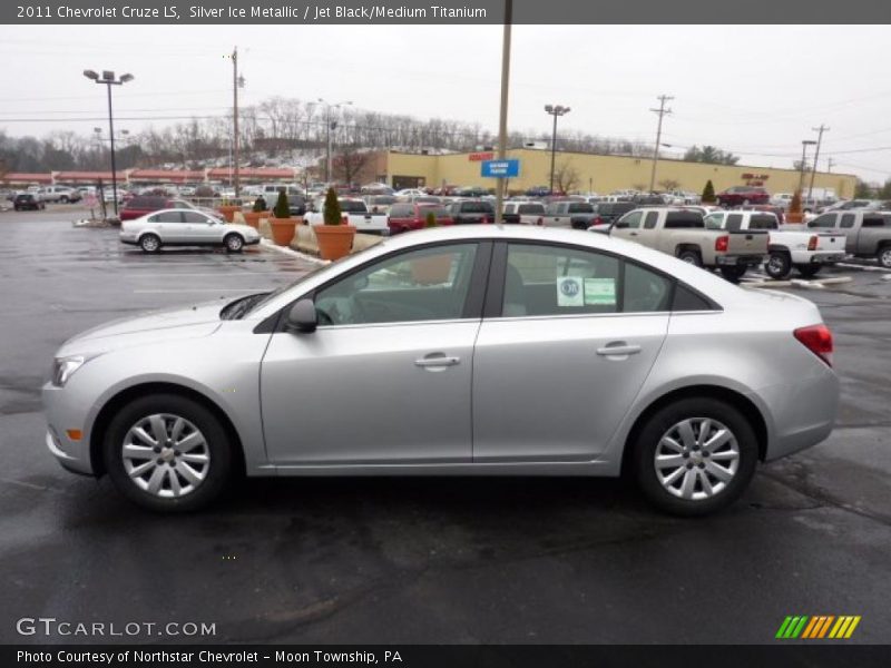 Silver Ice Metallic / Jet Black/Medium Titanium 2011 Chevrolet Cruze LS