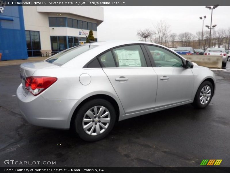 Silver Ice Metallic / Jet Black/Medium Titanium 2011 Chevrolet Cruze LS