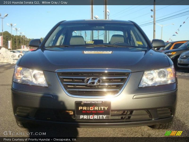 Willow Gray / Gray 2010 Hyundai Sonata GLS