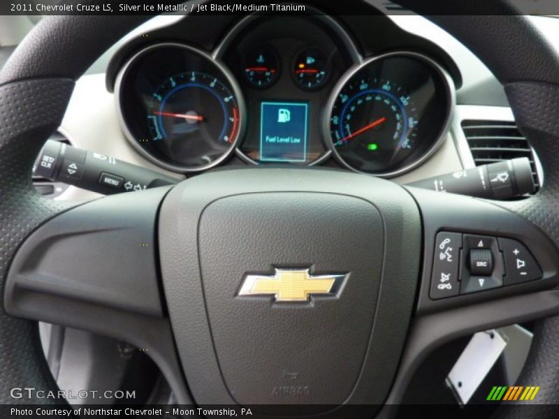 Silver Ice Metallic / Jet Black/Medium Titanium 2011 Chevrolet Cruze LS