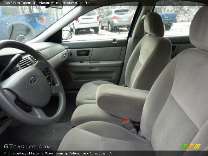 Vibrant White / Medium/Dark Flint 2007 Ford Taurus SE