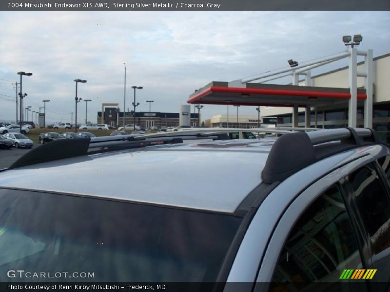 Sterling Silver Metallic / Charcoal Gray 2004 Mitsubishi Endeavor XLS AWD