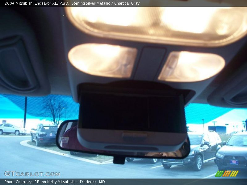 Sterling Silver Metallic / Charcoal Gray 2004 Mitsubishi Endeavor XLS AWD