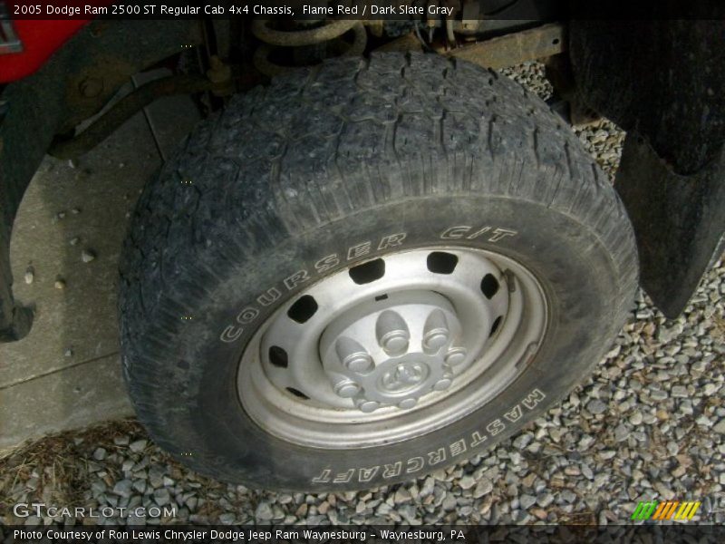 Flame Red / Dark Slate Gray 2005 Dodge Ram 2500 ST Regular Cab 4x4 Chassis