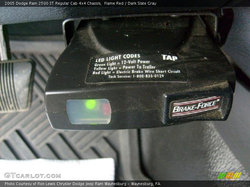 Flame Red / Dark Slate Gray 2005 Dodge Ram 2500 ST Regular Cab 4x4 Chassis