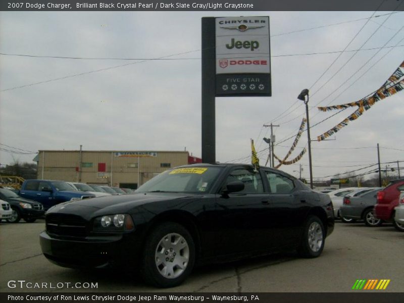 Brilliant Black Crystal Pearl / Dark Slate Gray/Light Graystone 2007 Dodge Charger