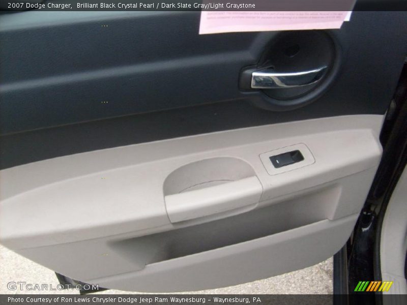 Brilliant Black Crystal Pearl / Dark Slate Gray/Light Graystone 2007 Dodge Charger