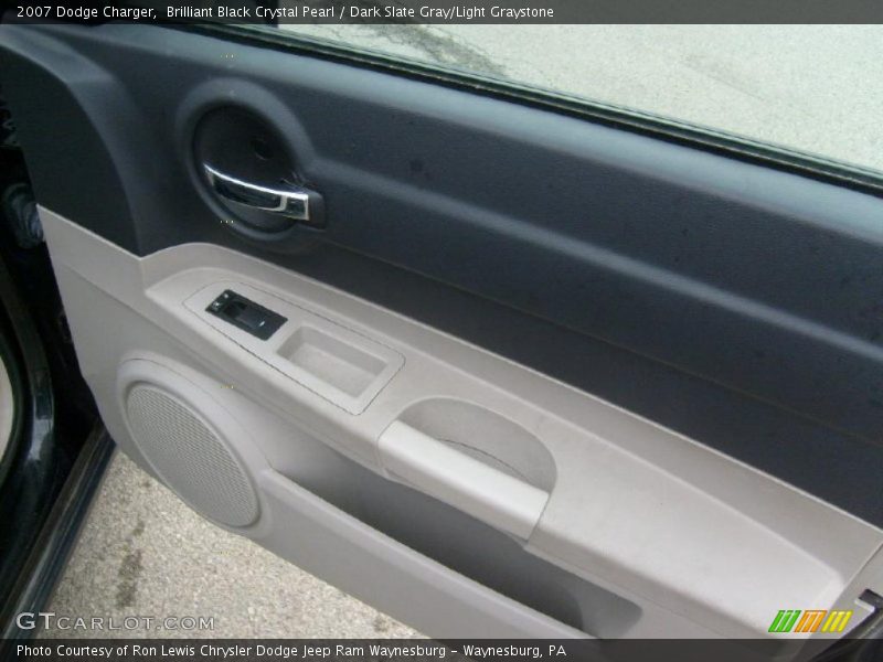 Brilliant Black Crystal Pearl / Dark Slate Gray/Light Graystone 2007 Dodge Charger