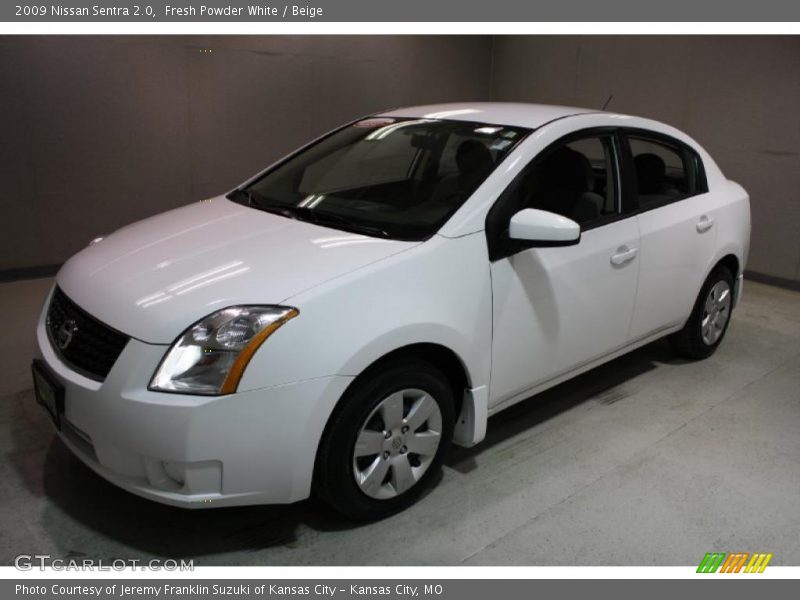 Fresh Powder White / Beige 2009 Nissan Sentra 2.0