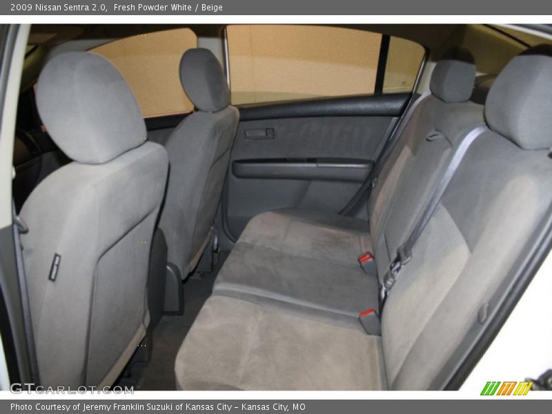 Fresh Powder White / Beige 2009 Nissan Sentra 2.0