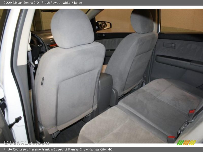 Fresh Powder White / Beige 2009 Nissan Sentra 2.0