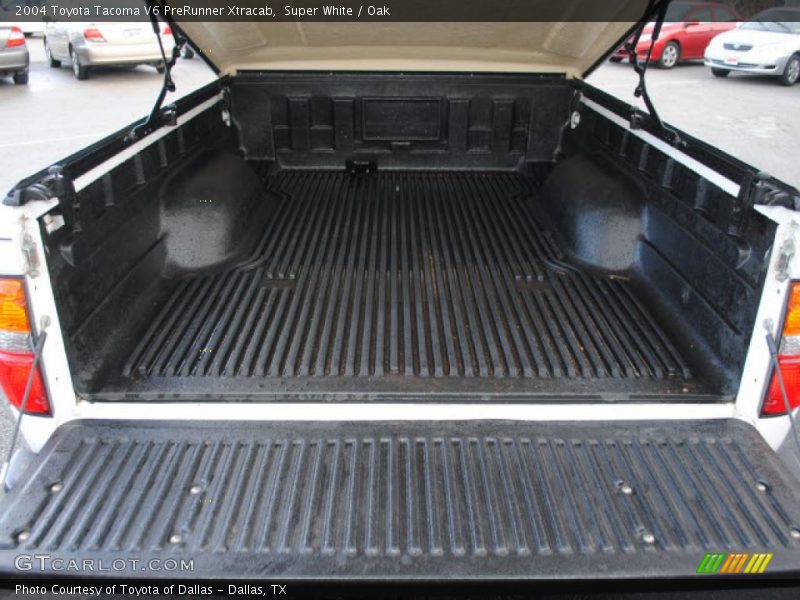 Super White / Oak 2004 Toyota Tacoma V6 PreRunner Xtracab