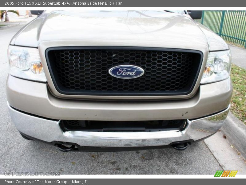 Arizona Beige Metallic / Tan 2005 Ford F150 XLT SuperCab 4x4