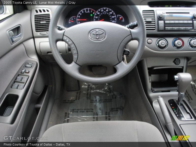 Lunar Mist Metallic / Gray 2005 Toyota Camry LE