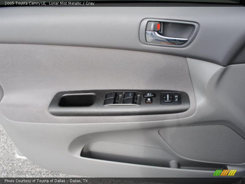 Lunar Mist Metallic / Gray 2005 Toyota Camry LE