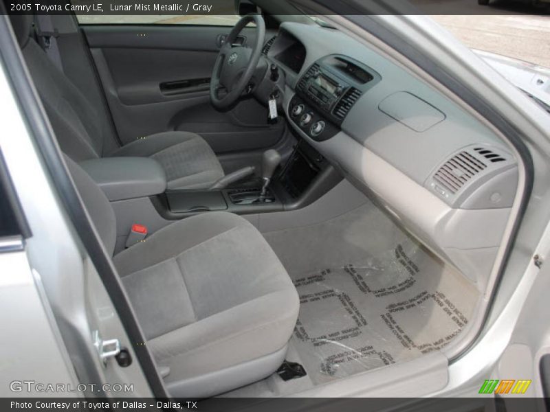 Lunar Mist Metallic / Gray 2005 Toyota Camry LE