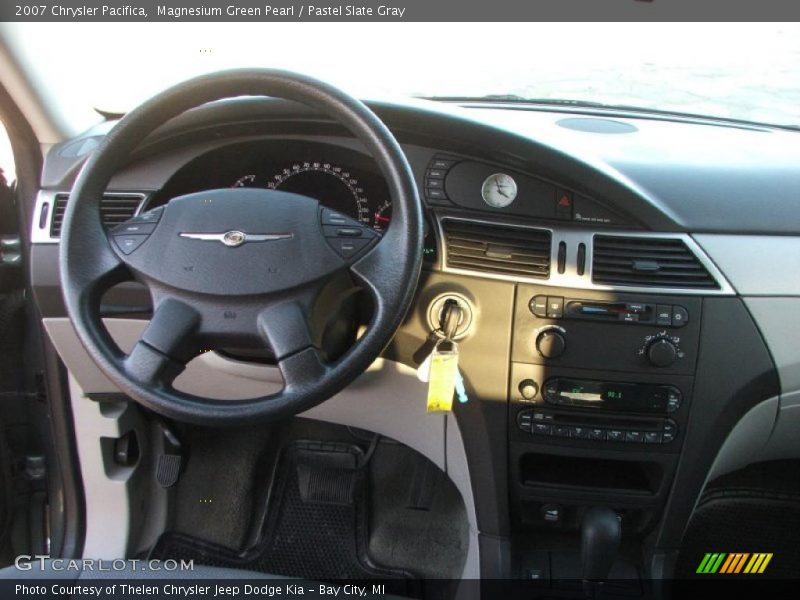 Magnesium Green Pearl / Pastel Slate Gray 2007 Chrysler Pacifica