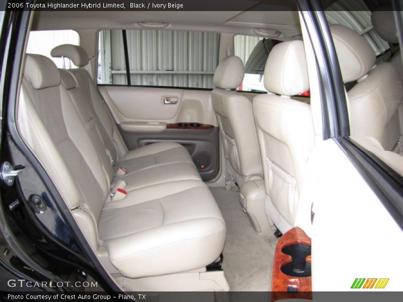 Black / Ivory Beige 2006 Toyota Highlander Hybrid Limited