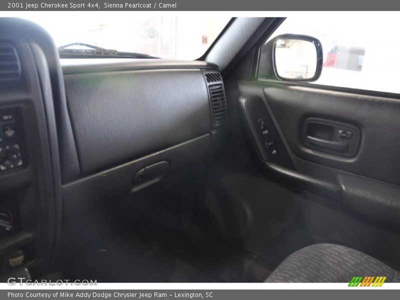 Sienna Pearlcoat / Camel 2001 Jeep Cherokee Sport 4x4