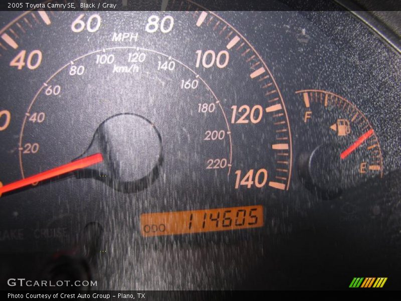 Black / Gray 2005 Toyota Camry SE