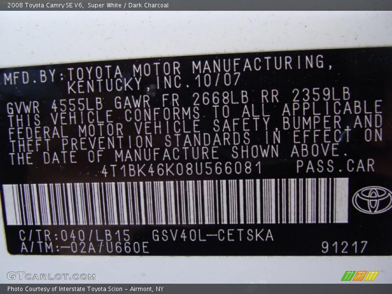 Super White / Dark Charcoal 2008 Toyota Camry SE V6