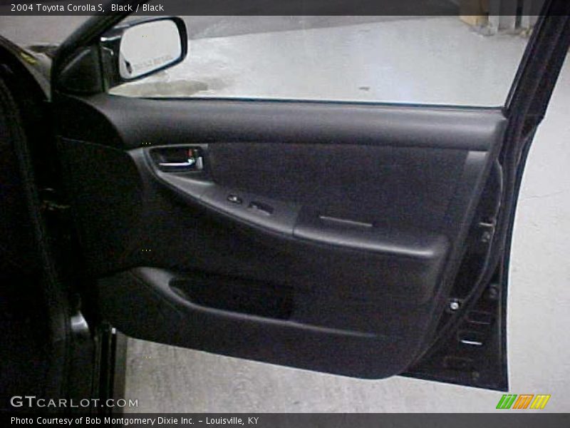 Black / Black 2004 Toyota Corolla S