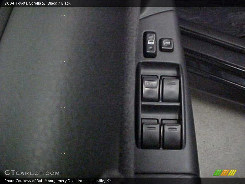 Black / Black 2004 Toyota Corolla S