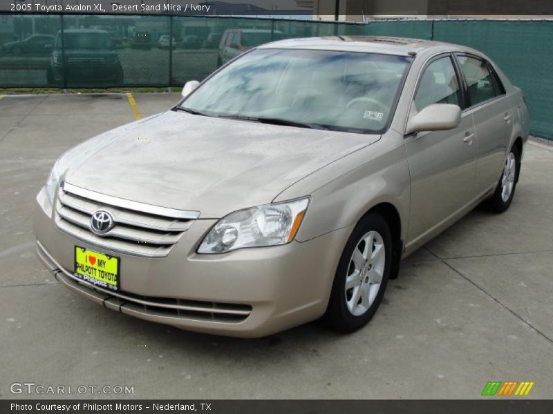 Desert Sand Mica / Ivory 2005 Toyota Avalon XL