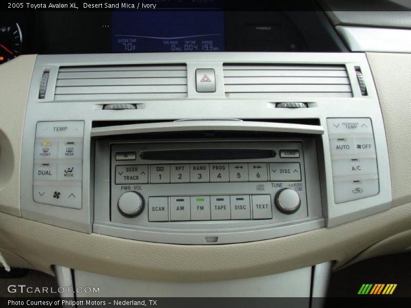 Desert Sand Mica / Ivory 2005 Toyota Avalon XL