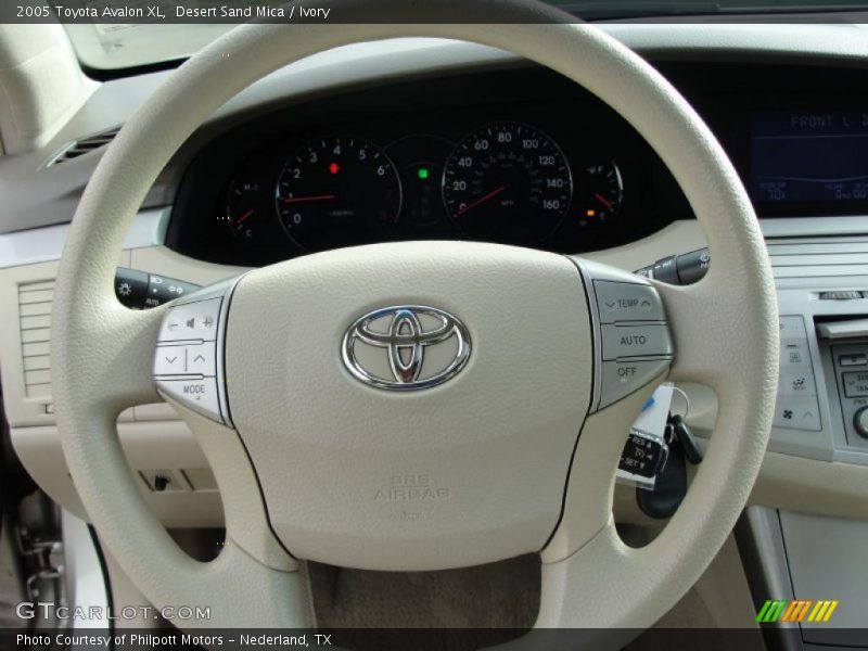 Desert Sand Mica / Ivory 2005 Toyota Avalon XL