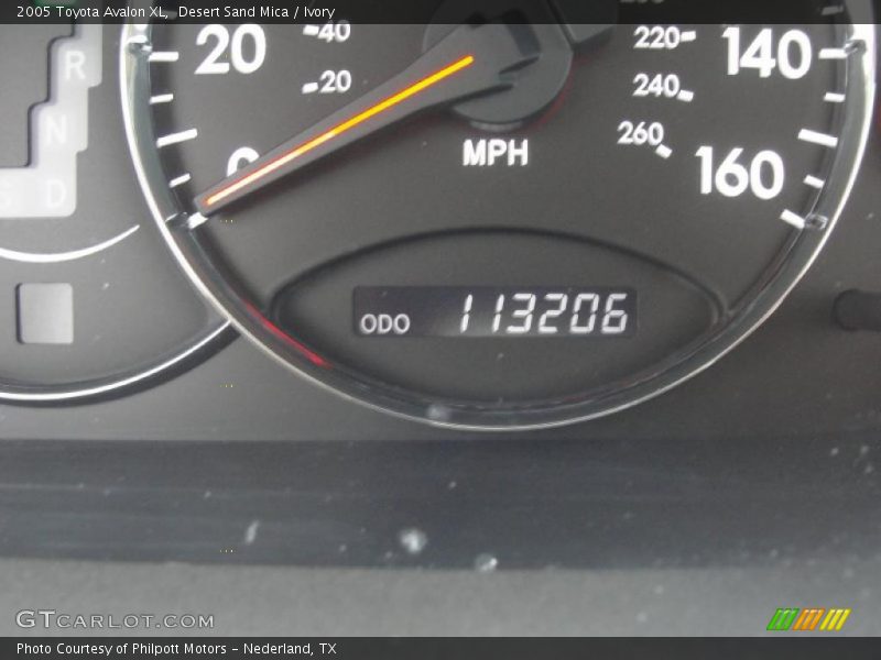 Desert Sand Mica / Ivory 2005 Toyota Avalon XL
